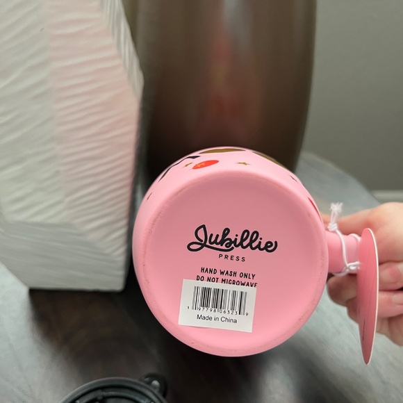 Jubillie Pink Ceramic Travel Mug  NWT - Picture 4 of 5